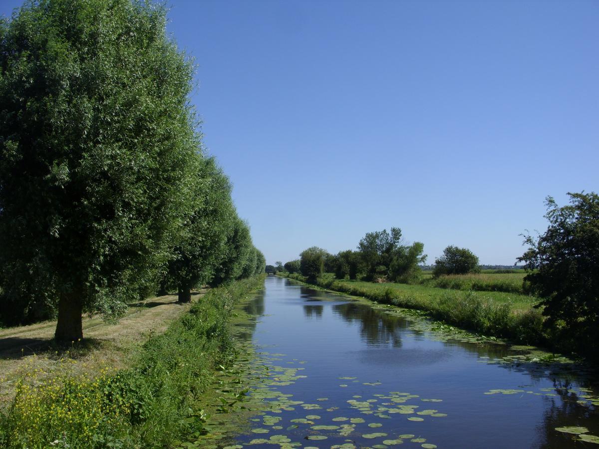 Gite A La Ferme Entre Terre Et Mer Herenguerville Exterior photo